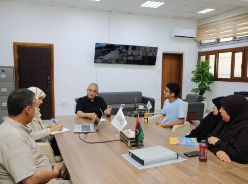 الرئيسية 18 414 a1a9b751